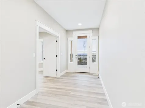 857 NE Tyler Place East Wenatchee WA 98802