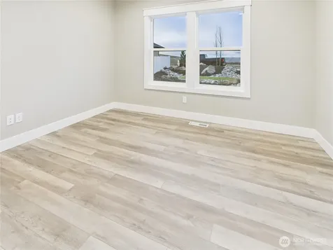 857 NE Tyler Place East Wenatchee WA 98802
