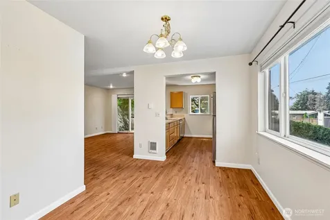 2110 Highland Avenue Everett WA 98201