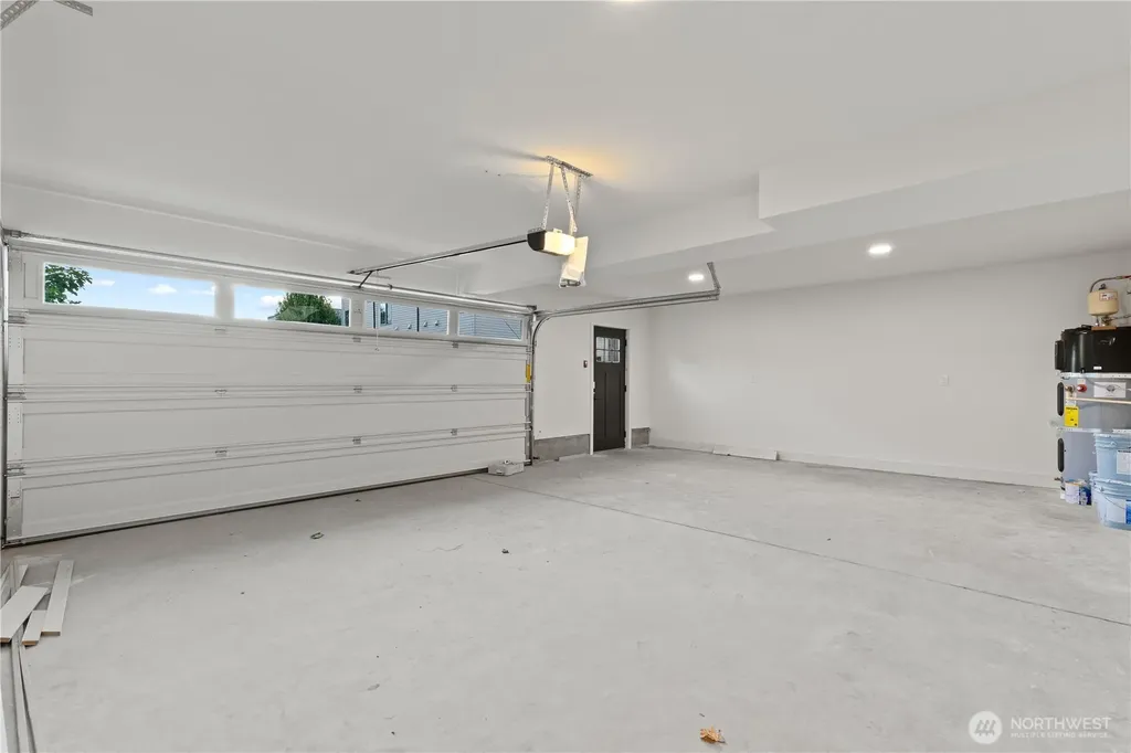 3245 13th Avenue W Seattle WA 98119