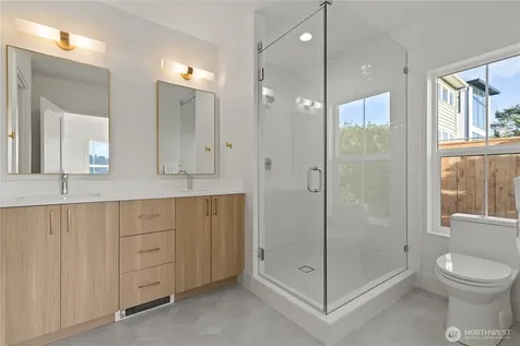3245 13th Avenue W Seattle WA 98119