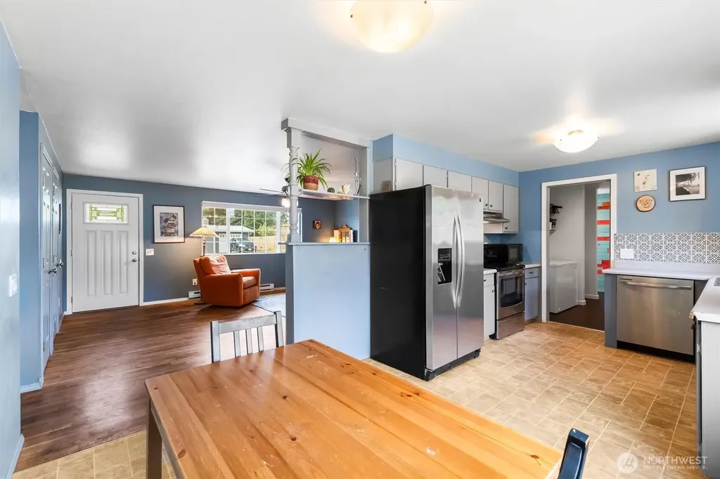 822 Walker Avenue Oak Harbor WA 98277