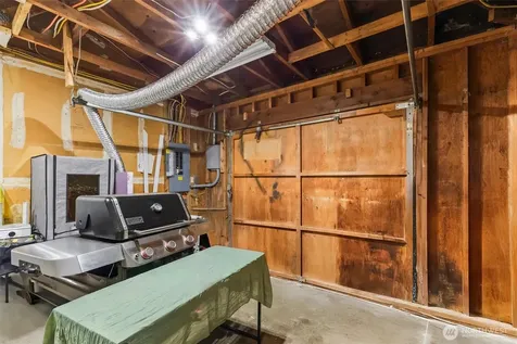 822 Walker Avenue Oak Harbor WA 98277