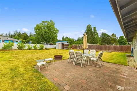 822 Walker Avenue Oak Harbor WA 98277
