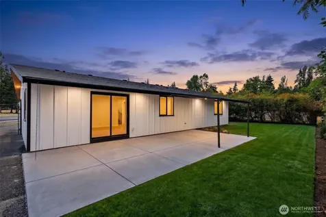 9101 Fawnlilly Circle W Tacoma WA 98467
