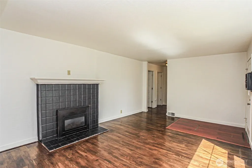 6426 G Street Tacoma WA 98408