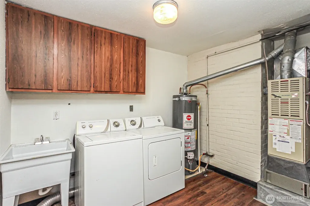 6426 G Street Tacoma WA 98408