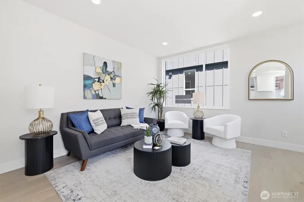 1407 29th Avenue Seattle WA 98122