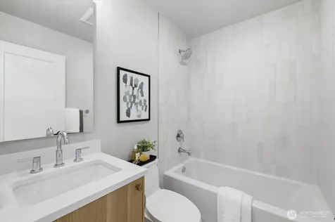 1407 29th Avenue Seattle WA 98122