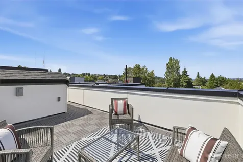 1407 29th Avenue Seattle WA 98122