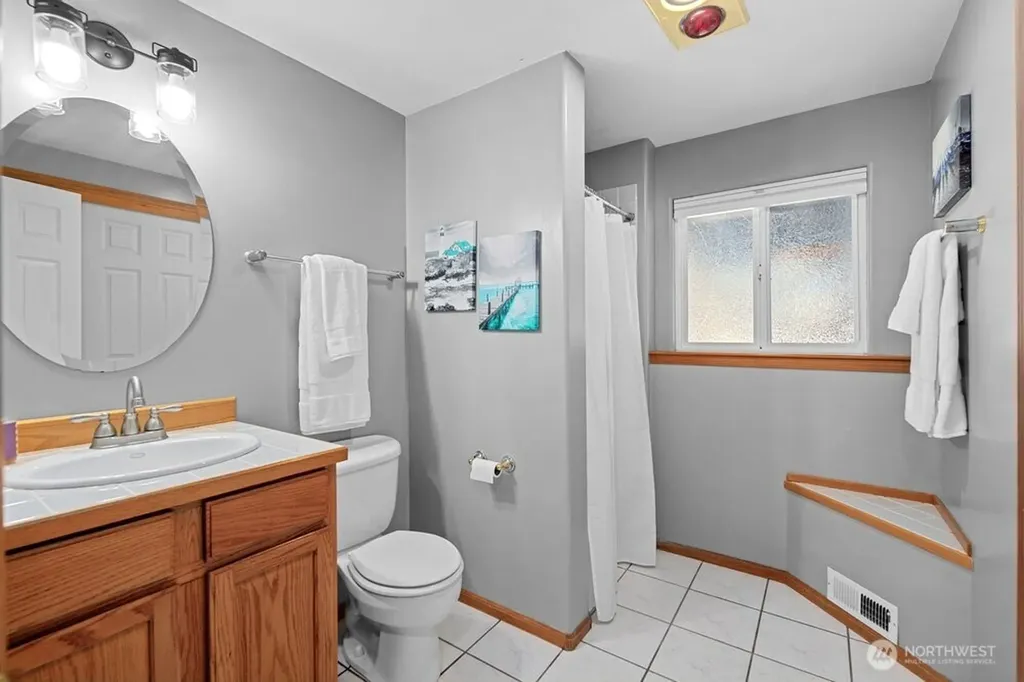 5223 128th Place NE Marysville WA 98271