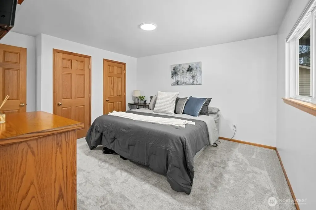 5223 128th Place NE Marysville WA 98271