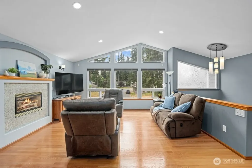 5223 128th Place NE Marysville WA 98271