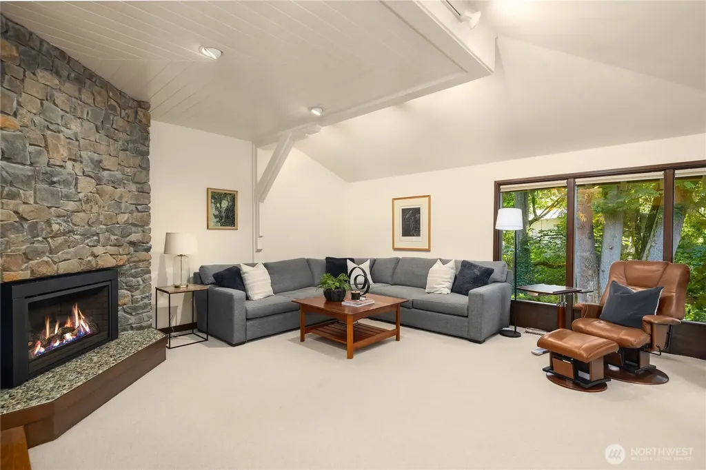6815 E Mercer Way Mercer Island WA 98040