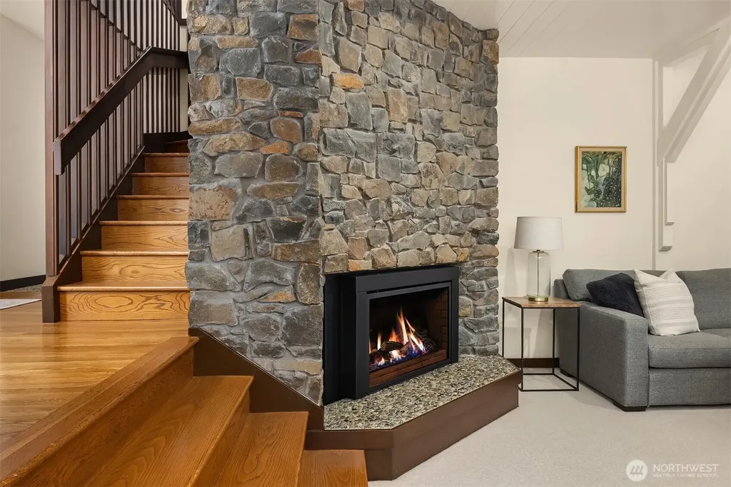 6815 E Mercer Way Mercer Island WA 98040