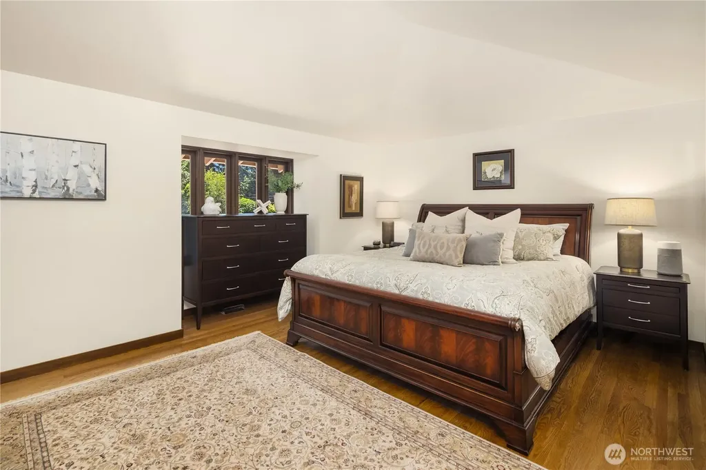 6815 E Mercer Way Mercer Island WA 98040