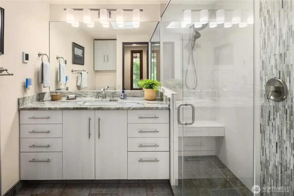 6815 E Mercer Way Mercer Island WA 98040