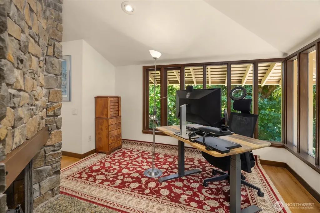 6815 E Mercer Way Mercer Island WA 98040