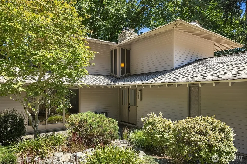 6815 E Mercer Way Mercer Island WA 98040