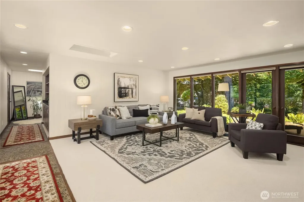 6815 E Mercer Way Mercer Island WA 98040