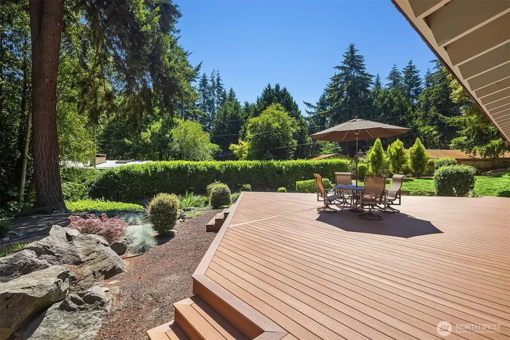 6815 E Mercer Way Mercer Island WA 98040