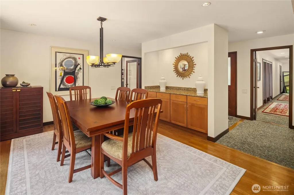 6815 E Mercer Way Mercer Island WA 98040