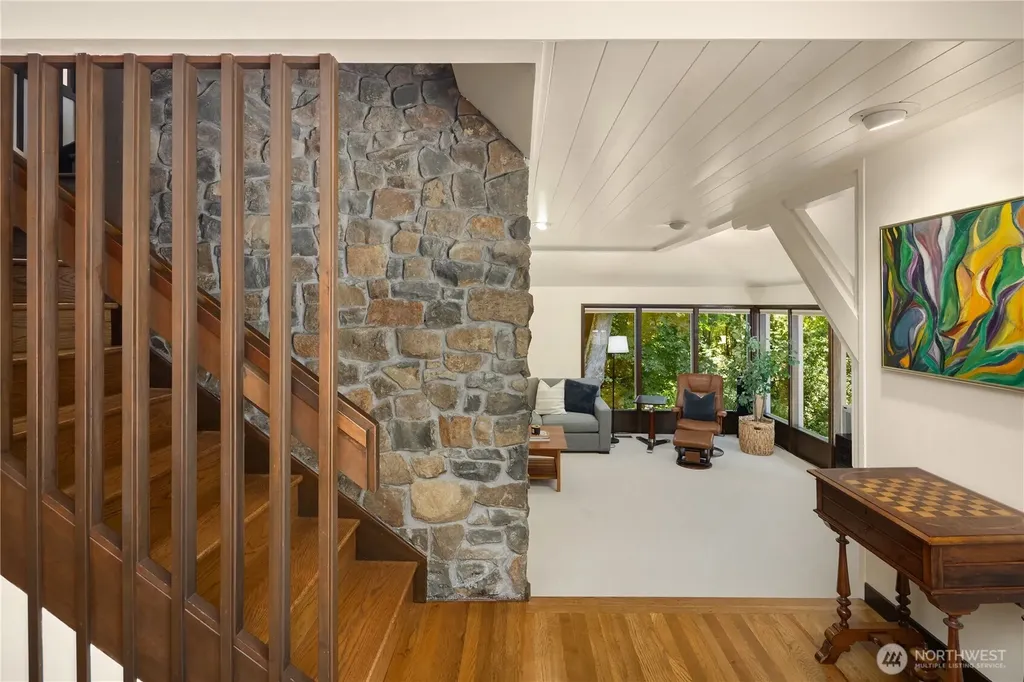 6815 E Mercer Way Mercer Island WA 98040