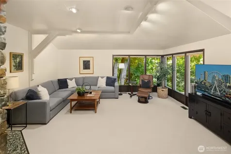 6815 E Mercer Way Mercer Island WA 98040