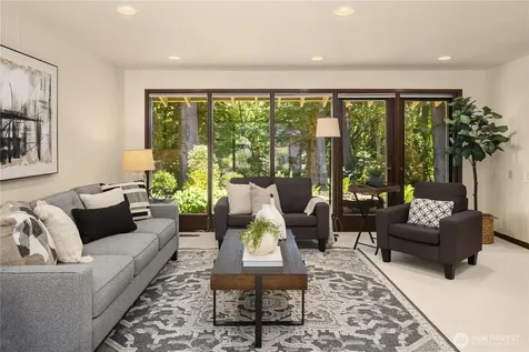 6815 E Mercer Way Mercer Island WA 98040