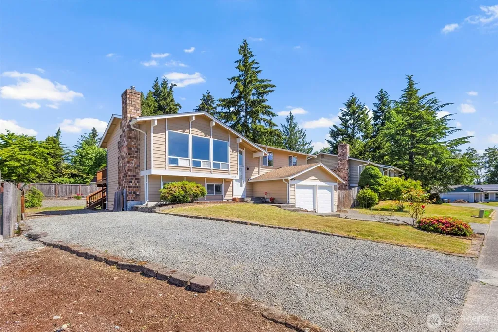 13712 SE 233rd Street Kent WA 98042