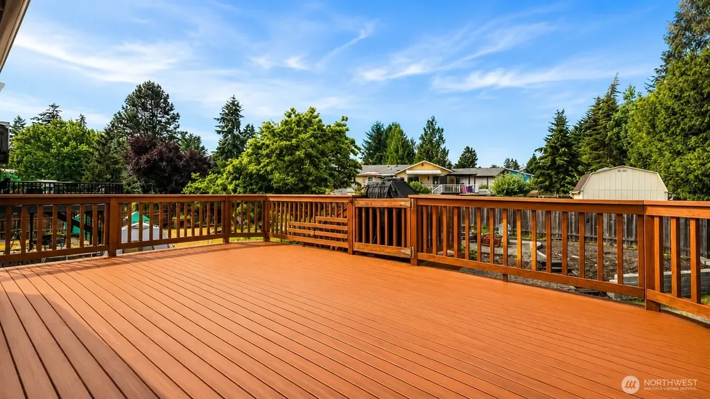 13712 SE 233rd Street Kent WA 98042