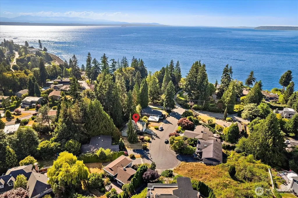 17202 Sealawn Place Edmonds WA 98026