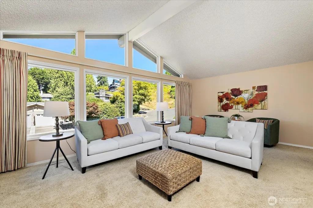 17202 Sealawn Place Edmonds WA 98026