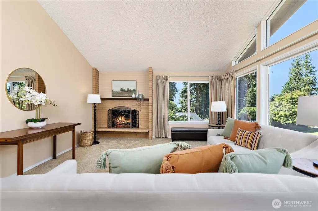 17202 Sealawn Place Edmonds WA 98026