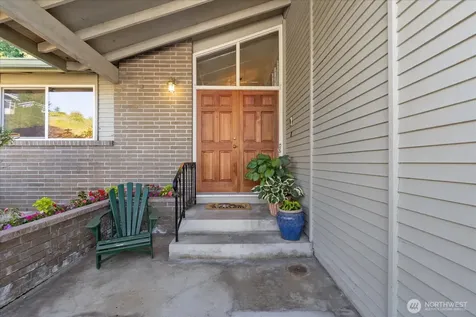 17202 Sealawn Place Edmonds WA 98026