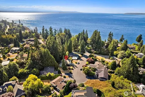 17202 Sealawn Place Edmonds WA 98026