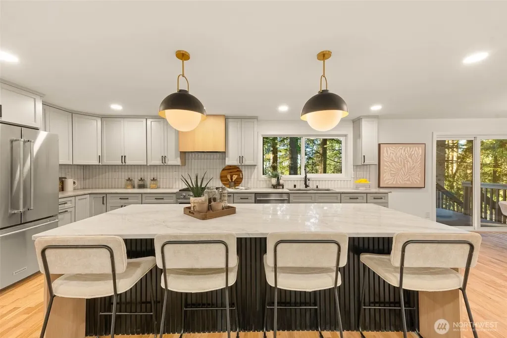 20249 149th Place NE Woodinville WA 98072