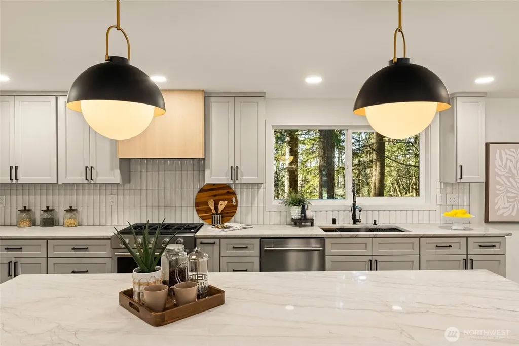 20249 149th Place NE Woodinville WA 98072