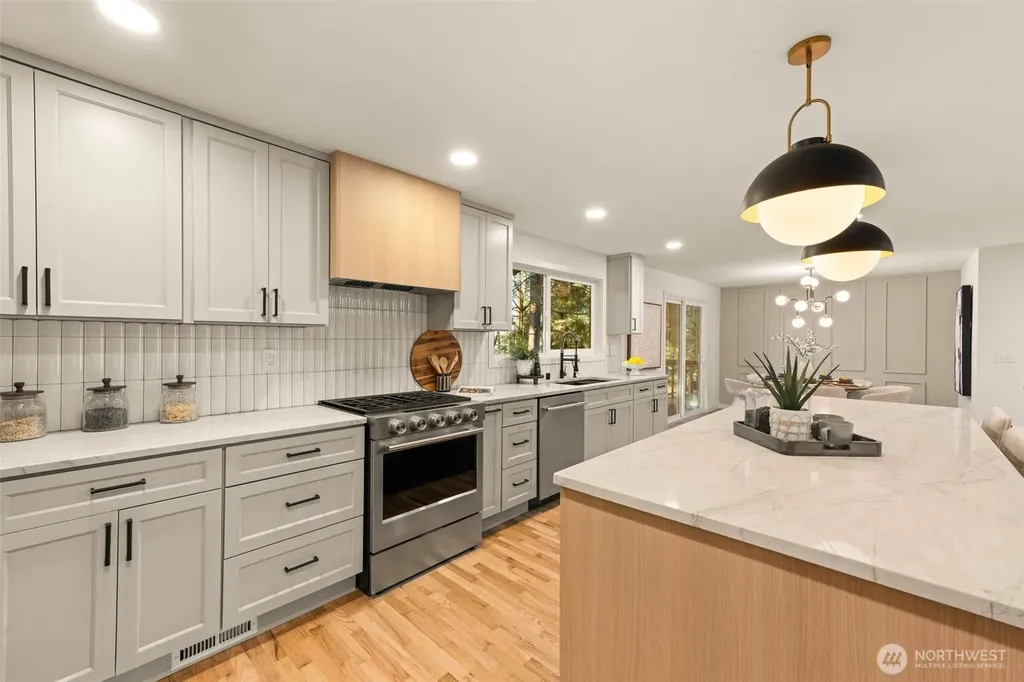 20249 149th Place NE Woodinville WA 98072