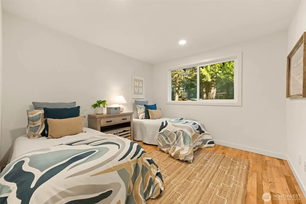 20249 149th Place NE Woodinville WA 98072