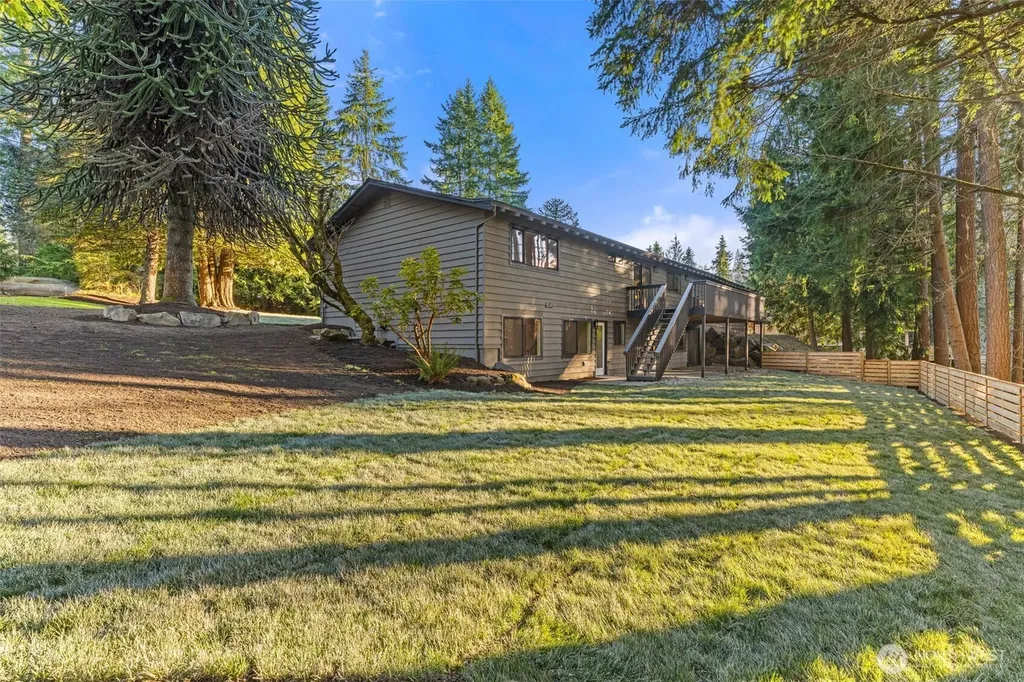 20249 149th Place NE Woodinville WA 98072