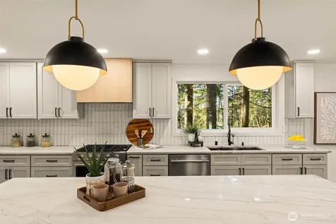 20249 149th Place NE Woodinville WA 98072