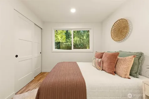 20249 149th Place NE Woodinville WA 98072