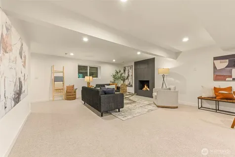 20249 149th Place NE Woodinville WA 98072