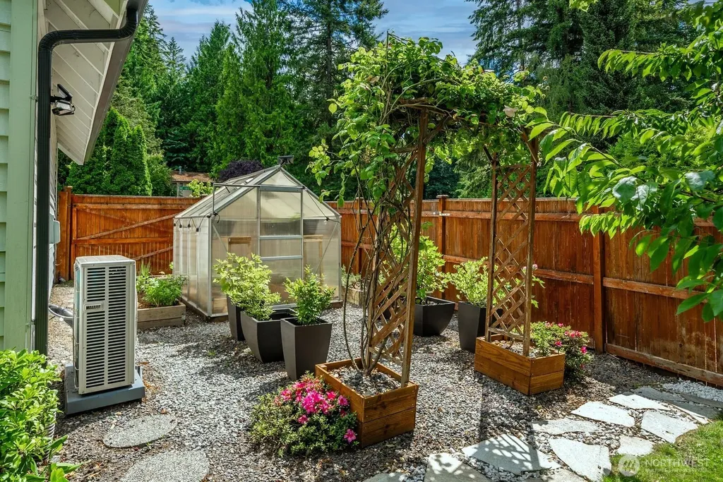 17508 NE 160th Street Woodinville WA 98072