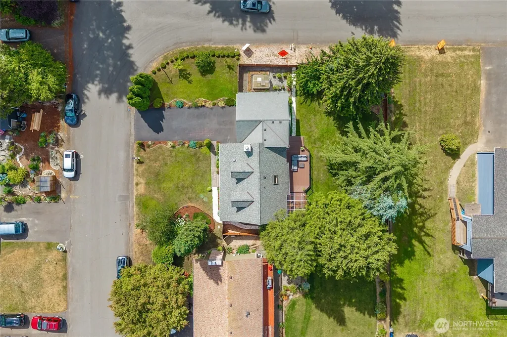 17508 NE 160th Street Woodinville WA 98072