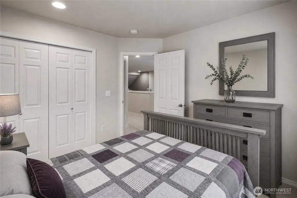 2506 152nd Street SW Lynnwood WA 98087