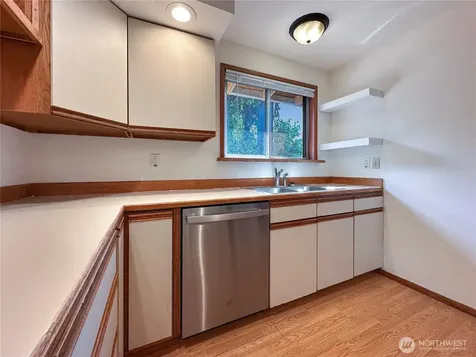 6909 133rd Court NE Redmond WA 98052