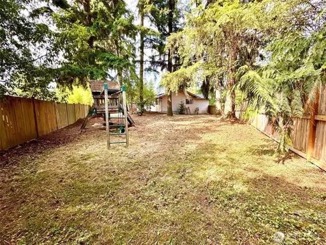 6909 133rd Court NE Redmond WA 98052
