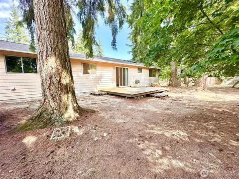 6909 133rd Court NE Redmond WA 98052